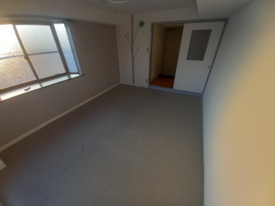 【内装】 | メラレンタル4