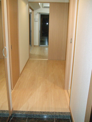 【玄関】 | ネストピア平尾駅前