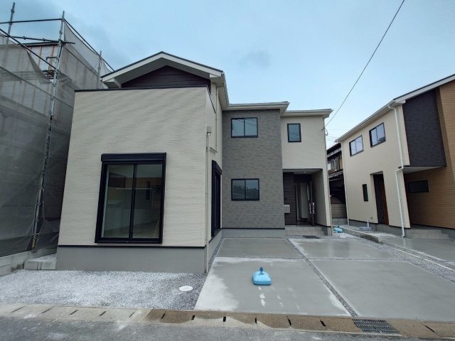 ケイアイ Fit－フィット－小倉南区八幡町　【小倉南区　新築戸建て】の外観|駐車スペースも広々♪　【小倉南区　新築戸建て】