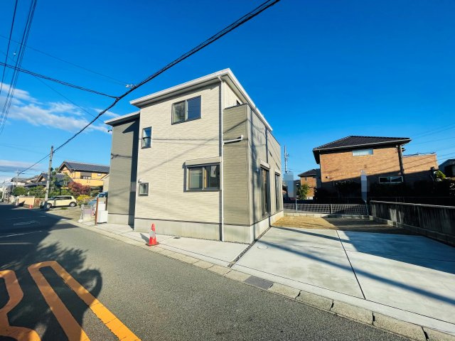 第2東郷町諸輪の駐車場|並列2台駐車可能