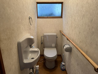 【トイレ】 | 下諏訪町南四王 中古住宅⑥ | トイレ