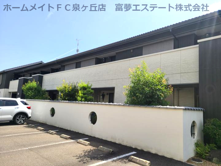 シャーメゾン竹城庵のエントランス