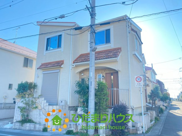 西区指扇　中古一戸建ての外観