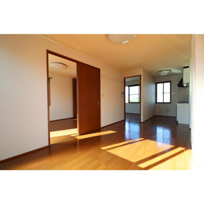 【居間・リビング】 | シェル大津Ａ | 『シェル大津』