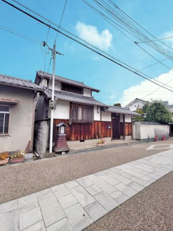 【前面道路含む現地写真】