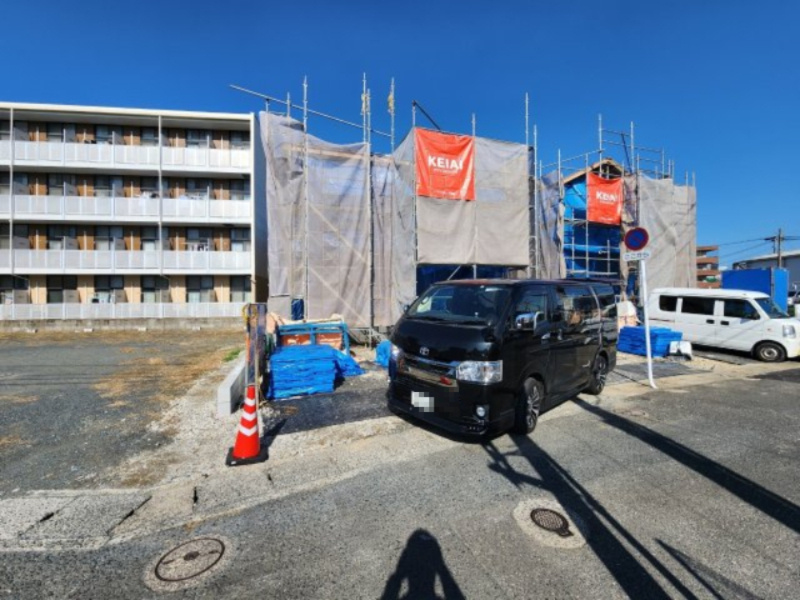 ケイアイ　 Fit－フィット－小倉北区明和町　【小倉北区　新築戸建て】の駐車場|現地撮影　2023,11,20　ケイアイ　 Fit－フィット－小倉北区明和町　【小倉北区　新築戸建て】