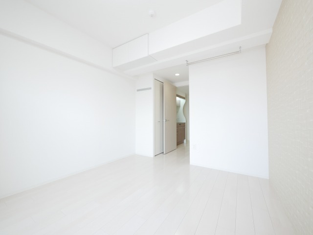 大阪市阿倍野区天王寺町南２丁目の賃貸マンションの居間・リビング