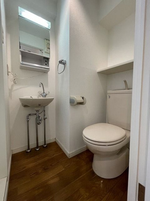 【トイレ】 | ダイナコートエスタディオ平尾駅前 | 別号室の写真になります。現況優先。