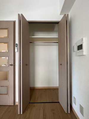 【収納】 | フォルム九大前Ⅱ | 別号室の写真になります。現況優先。