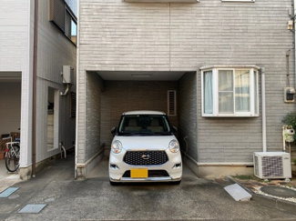 【駐車場】