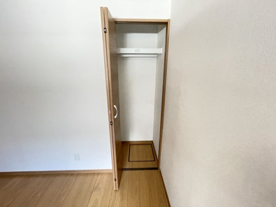 【収納】 | イル・カーサ大橋南 | 別号室の写真になります。現況優先。