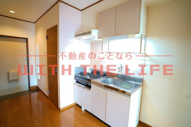 ルーチェクール花畑【キャッシュバック対象物件】のキッチン|コンパクトなキッチンで掃除もラクラク