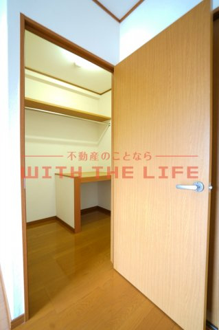 ルーチェクール花畑【キャッシュバック対象物件】の収納|専用の収納スペースです