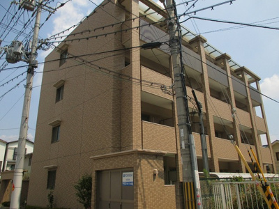 【その他共用部分】 | ロワイヤルヴァンテ | タイル張りのきれいなマンションです