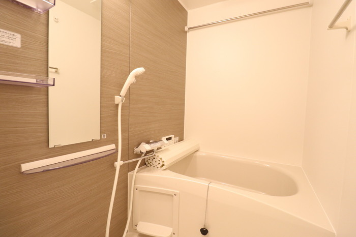 ピュアハイム大倉山の浴室