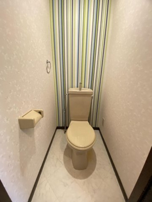 【トイレ】 | ラスティング三宅 | 別号室の写真になります。現況優先。