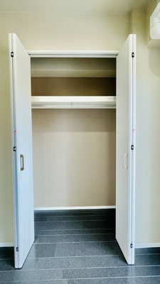 【収納】 | JESUS SQUAREなんば | たっぷりとした収納スペースです