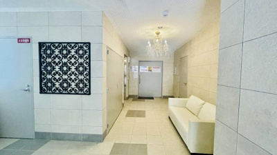 【エントランス】 | JESUS SQUAREなんば | エントランスです