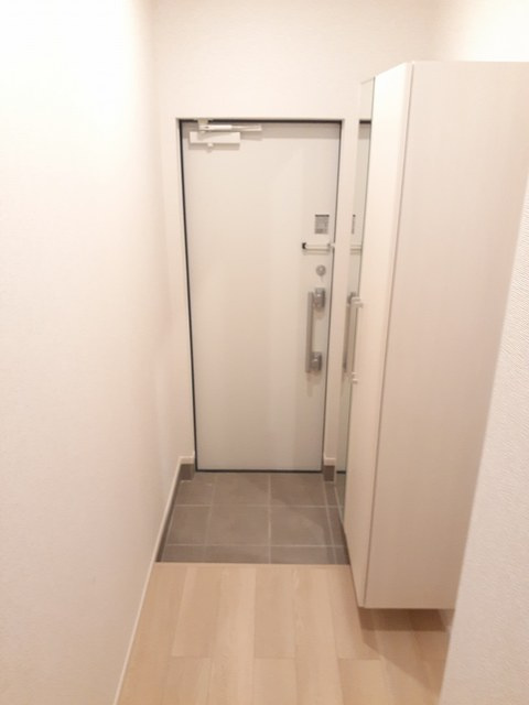 ローズグラスⅡの玄関