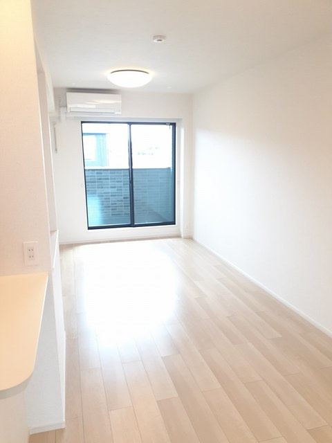 ローズグラスⅡの居間・リビング