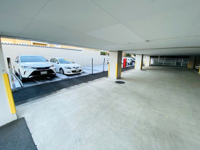 【駐車場】 | ヴィルヌーブ東戸塚プレジール | 駐車場です。