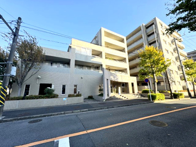 【外観】 | ヴィルヌーブ東戸塚プレジール | 総戸数81戸、2000年6月築、管理人は日勤勤務につき管理体制良好です♪
