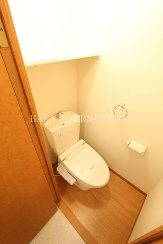 レオパレス山茶花 のトイレ