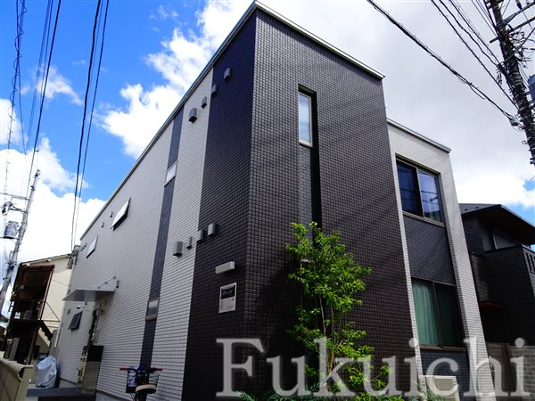 パインツリーの外観