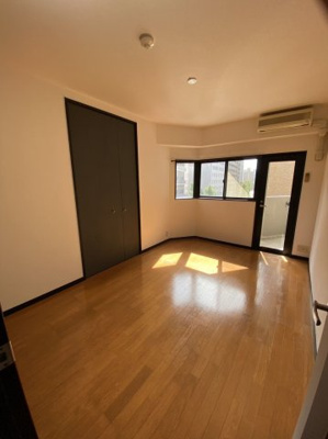 【設備】 | ピュアドームグランディー博多 | 別号室の写真になります。現況優先。