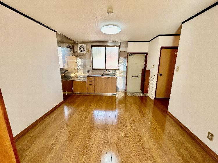 メゾン高見の居間・リビング