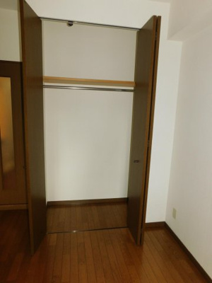 【収納】 | エルパルケ平尾 | 別号室の写真になります。現況優先。
