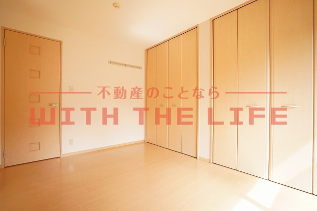 ラヴィーンコート【10,000円キャッシュバック対象物件】の洋室|広々とした洋室です