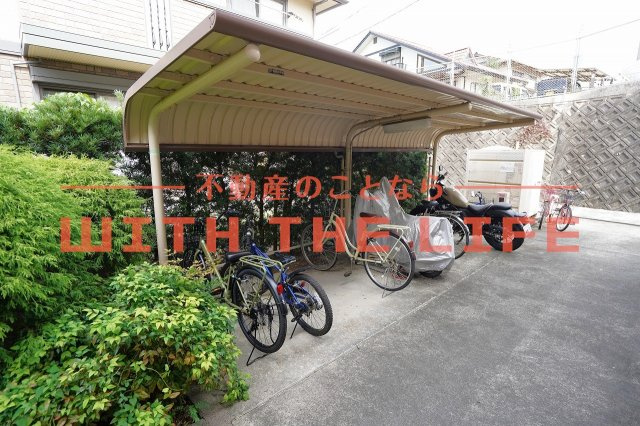 ラヴィーンコート【10,000円キャッシュバック対象物件】のその他共用部分|駐輪場です