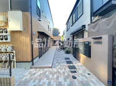 【エントランス】 | コンフォルトテン | ゆとりのあるエントランスです