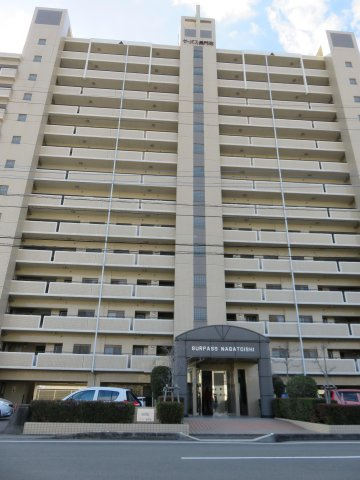 サーパス長門石