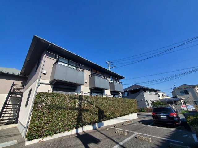 クレストコートDの外観|外観もきれいです