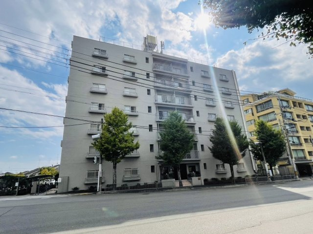 嵯峨天竜寺ハイツの外観