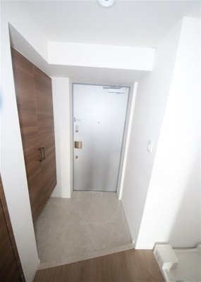 【玄関】 | ラヴィータ難波元町