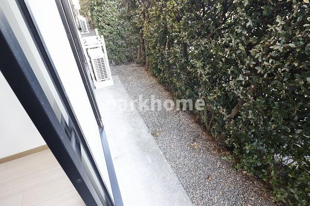 ウイング神田A棟の庭|お庭が付いています