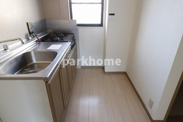 ウイング神田A棟のキッチン|きれいなキッチンです