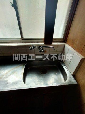  | 黒谷２丁目貸家