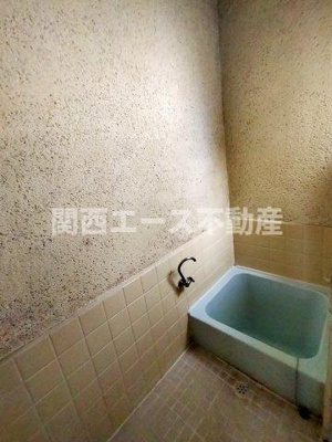  | 黒谷２丁目貸家