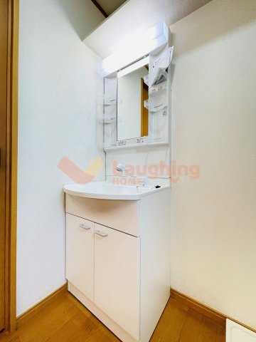 サンフィールドⅡの洗面所|スペースが確保できる洗面所です