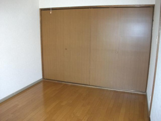 【収納】 | コーポ松見家Ⅰ | 大きなクロゼットです