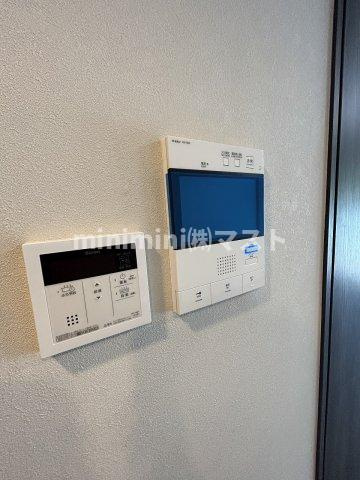 Ｊ．ＧＲＡＮ　Ｃｏｕｒｔ京町堀のセキュリティ|※各階フローリング、建具の色が少し異なります。