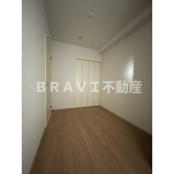 プラウディア今里 BRAVI不動産の洋室