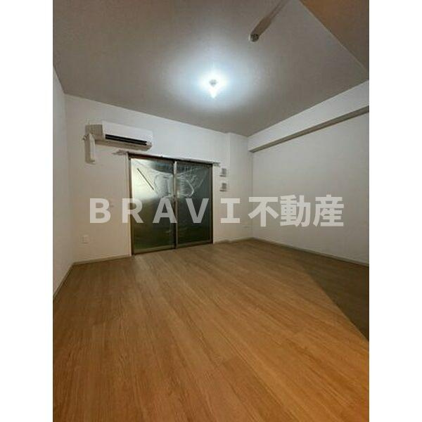 プラウディア今里 BRAVI不動産の居間・リビング