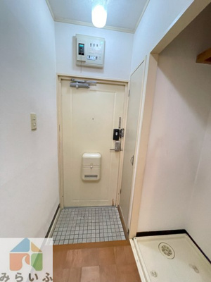 【玄関】 | コンフォール池下