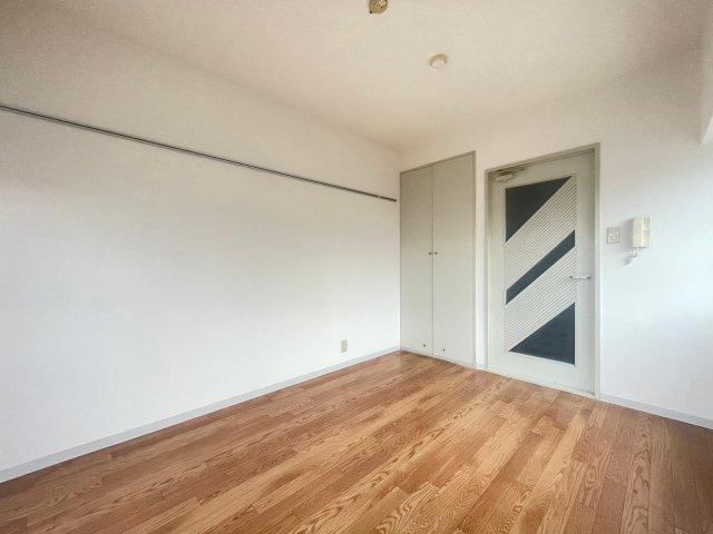 足立区関原２丁目の賃貸マンションの居間・リビング