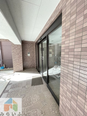 【エントランス】 | バニスター王山